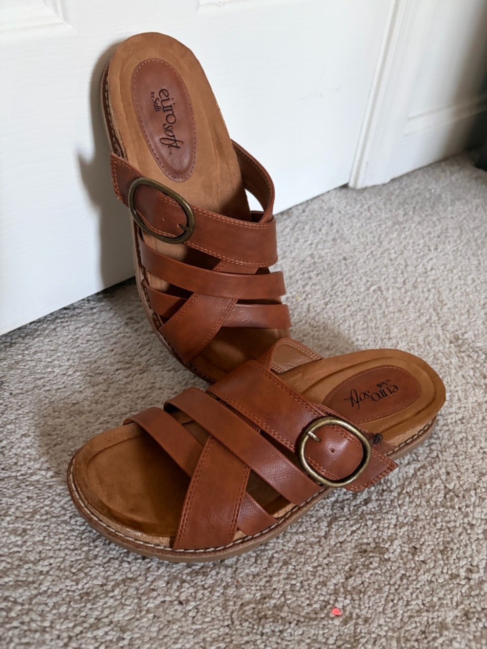 Euro Soft by Sofft Women’s Gwenda Brown Faux Leather Slip On  Sandals 9.5